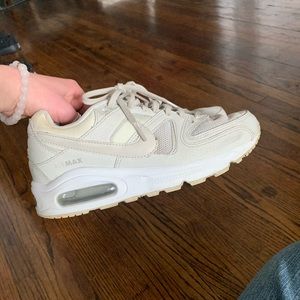 NIKE AIRMAX 90 CREME SPECIAL EDITION🖤